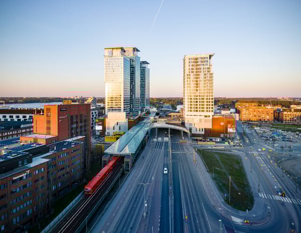 Kauppakeskus Redissä on käytössä Luotean ratkaisut, jotka säästävät energiaa olosuhteista tinkimättä